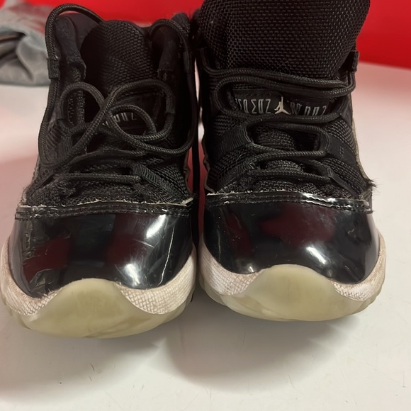 Jordan space jams toddler size 10c plus dri-fit Jordan tee - Picture 6 of 8